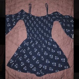HOLLISTER romper